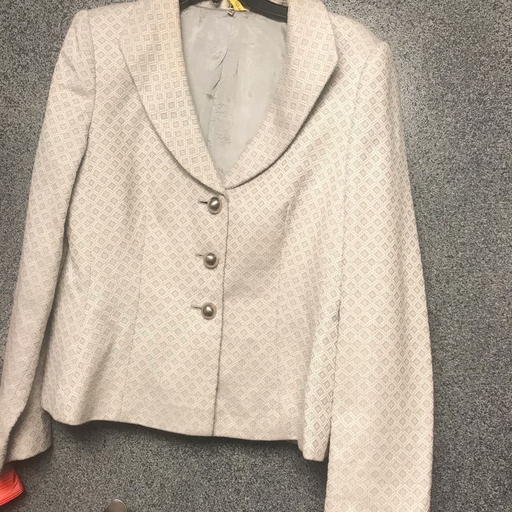 Reba ivory and silver blazer